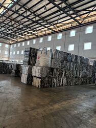 Pioneer Road North (D22), Warehouse #587785541